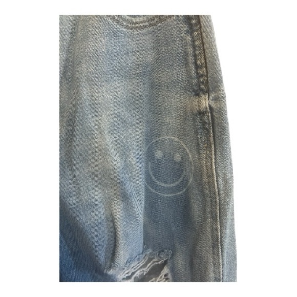 Hollister Distressed High Rise Light Blue Denim Mom Jeans Size 23 - Picture 6 of 9